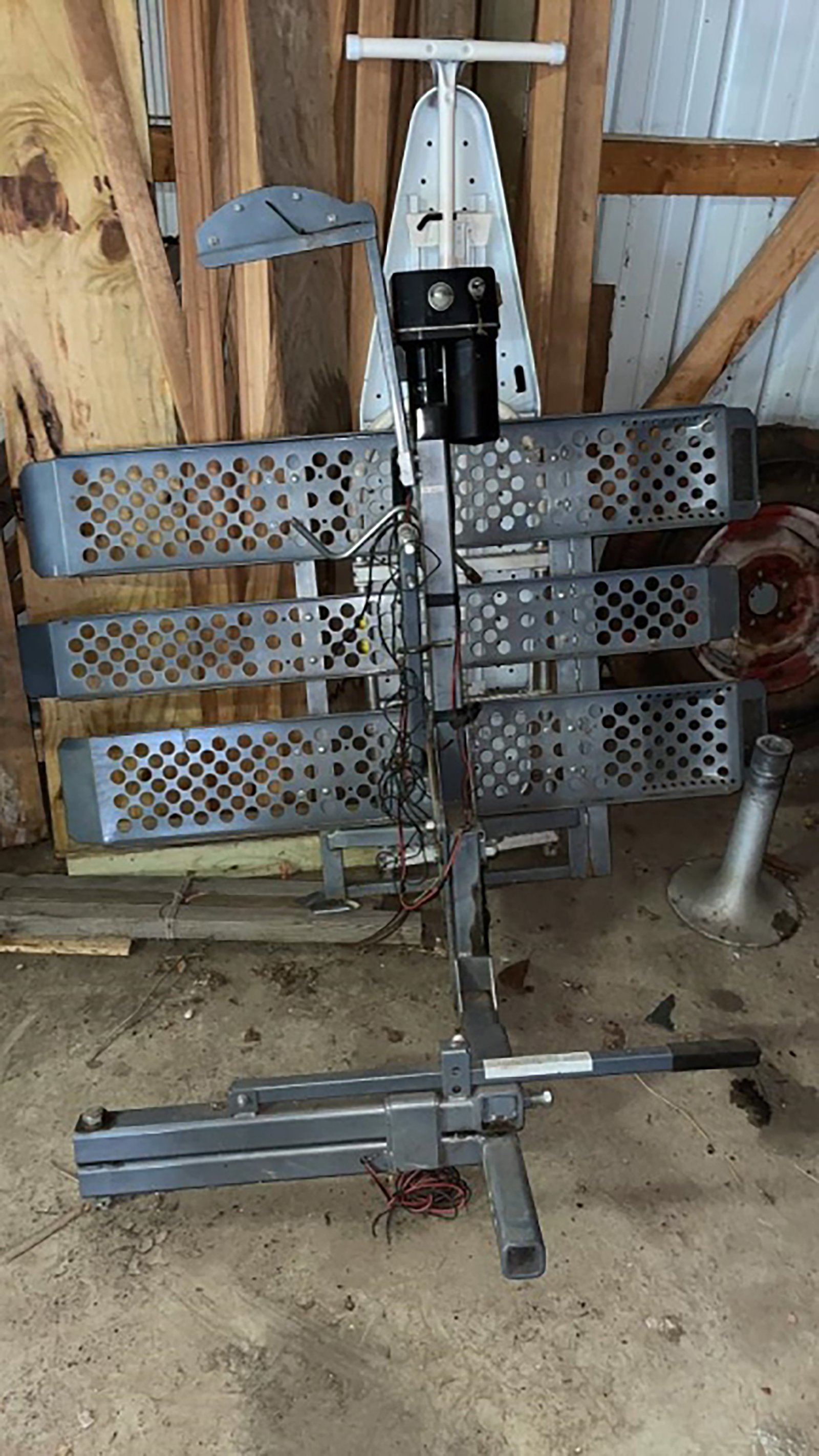 Property photo 153 - TIMED ONLINE ONLY AUCTION - PERSONAL PROPERTY - AUBURN, IN