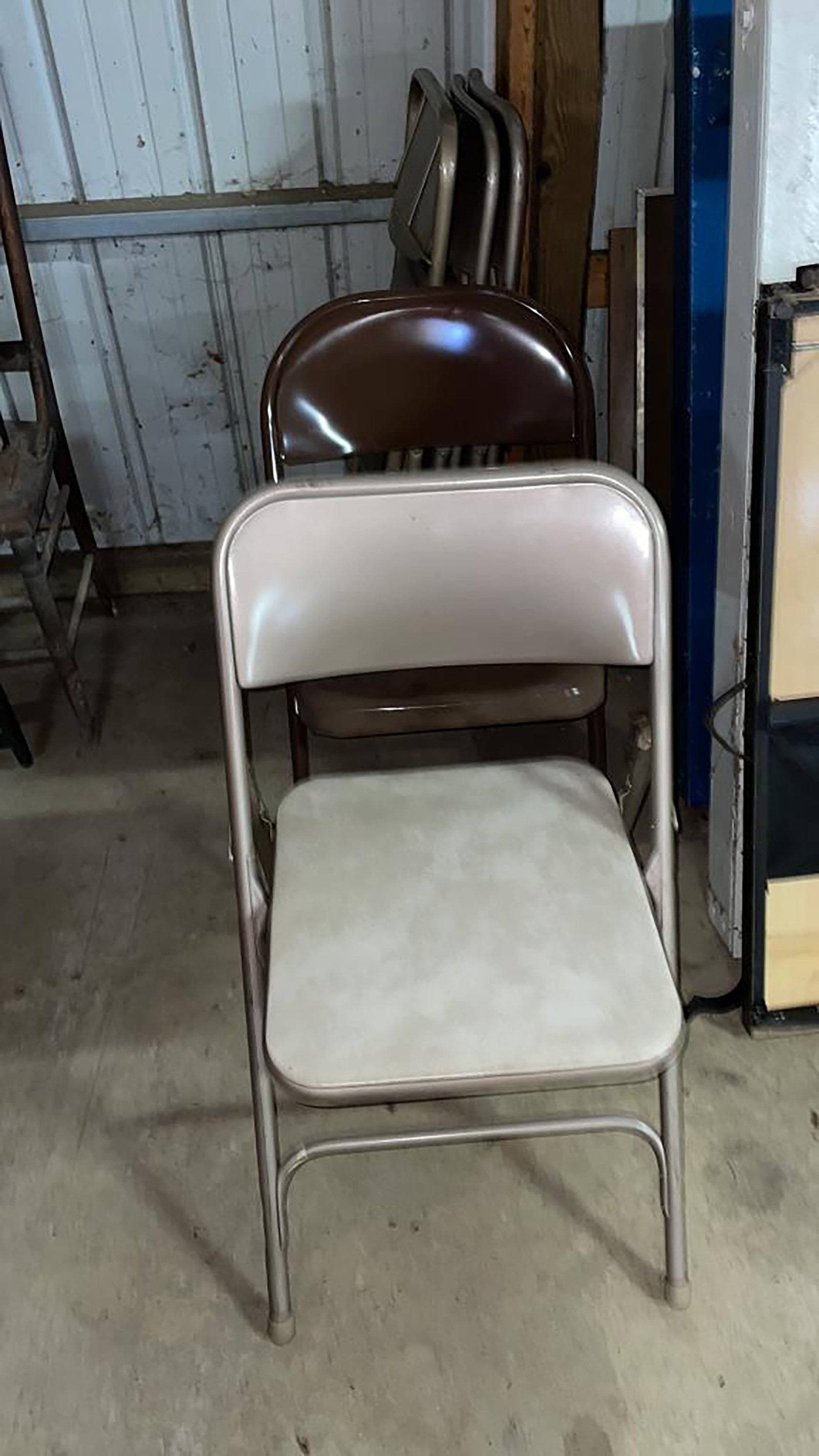 Property photo 163 - TIMED ONLINE ONLY AUCTION - PERSONAL PROPERTY - AUBURN, IN