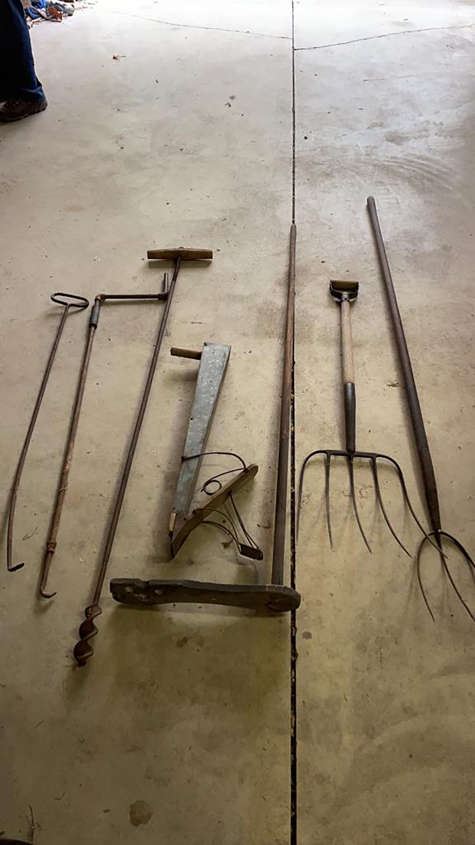 Property photo 365 - TIMED ONLINE ONLY AUCTION - PERSONAL PROPERTY - AUBURN, IN