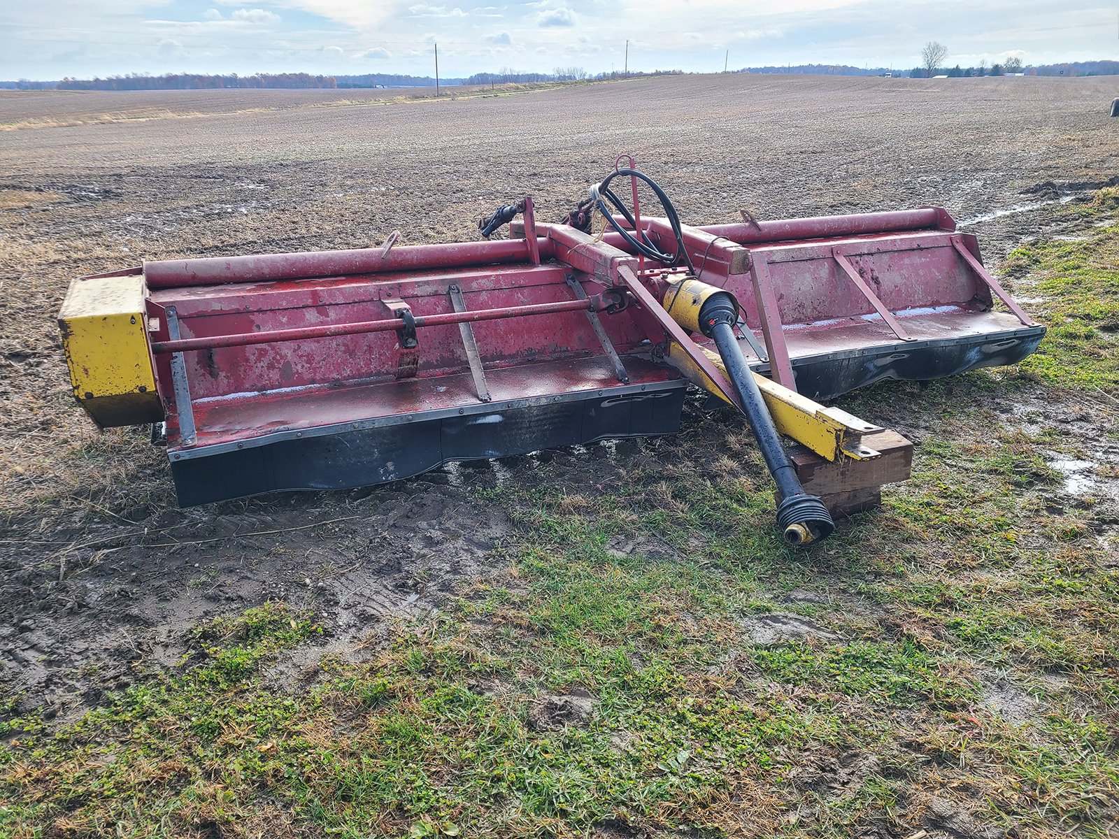 Property photo 19 - TIMED ONLINE ONLY - FARM EQUIPMENT AUCTION - DEKALB COUNTY, IN