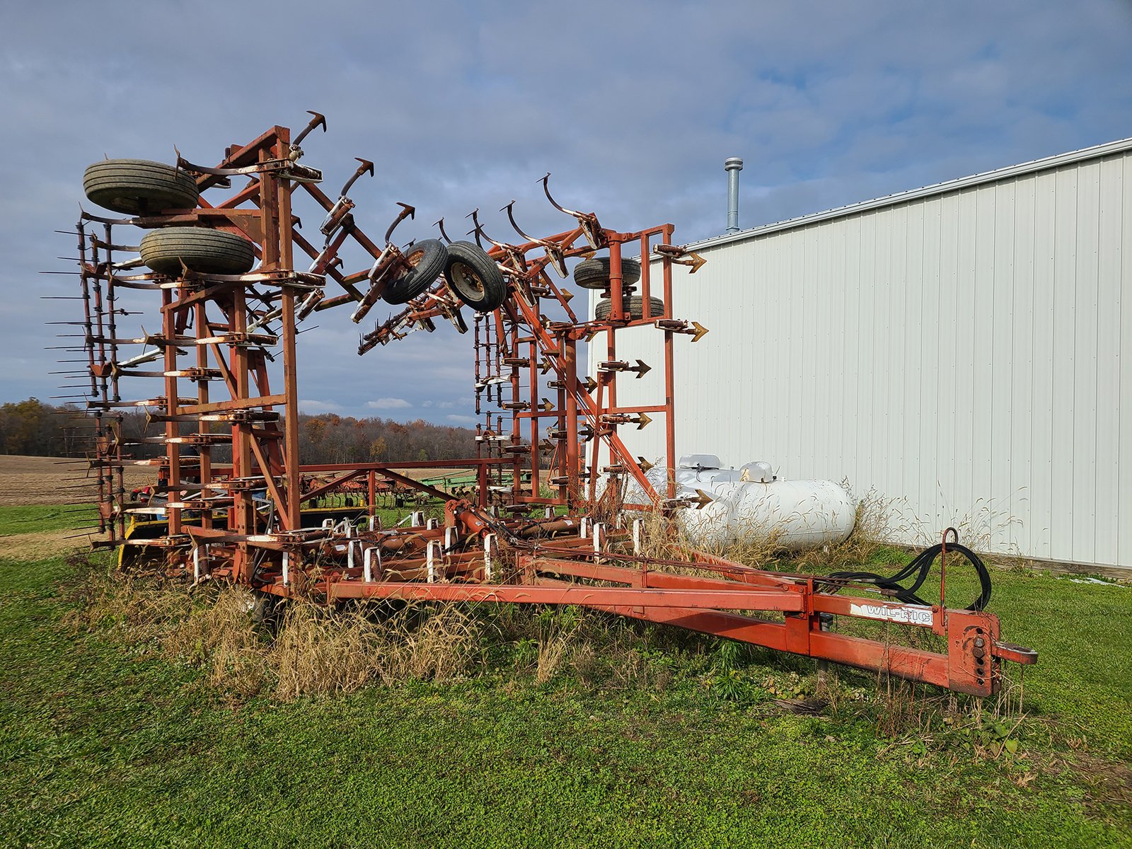 Property photo 13 - TIMED ONLINE ONLY - FARM EQUIPMENT AUCTION - DEKALB COUNTY, IN
