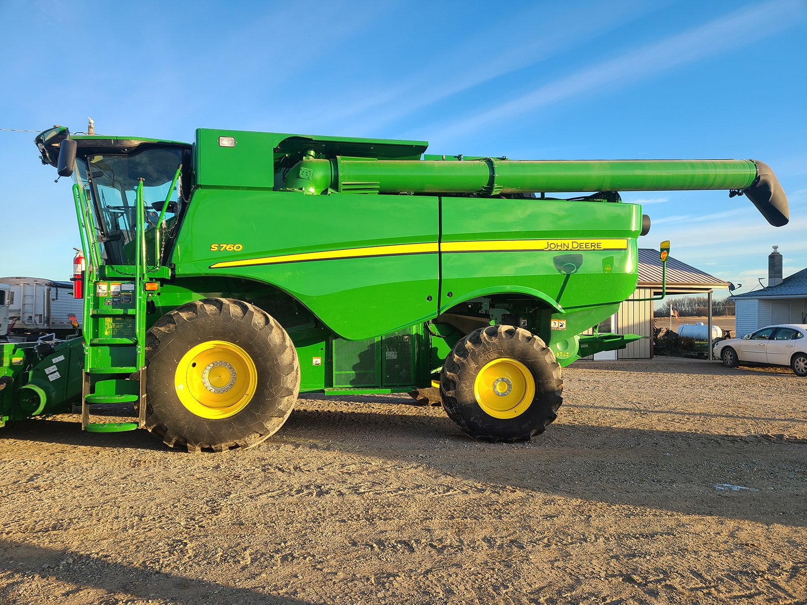 Property photo 1 - TIMED ONLINE ONLY - FARM EQUIPMENT AUCTION - DEKALB COUNTY, IN
