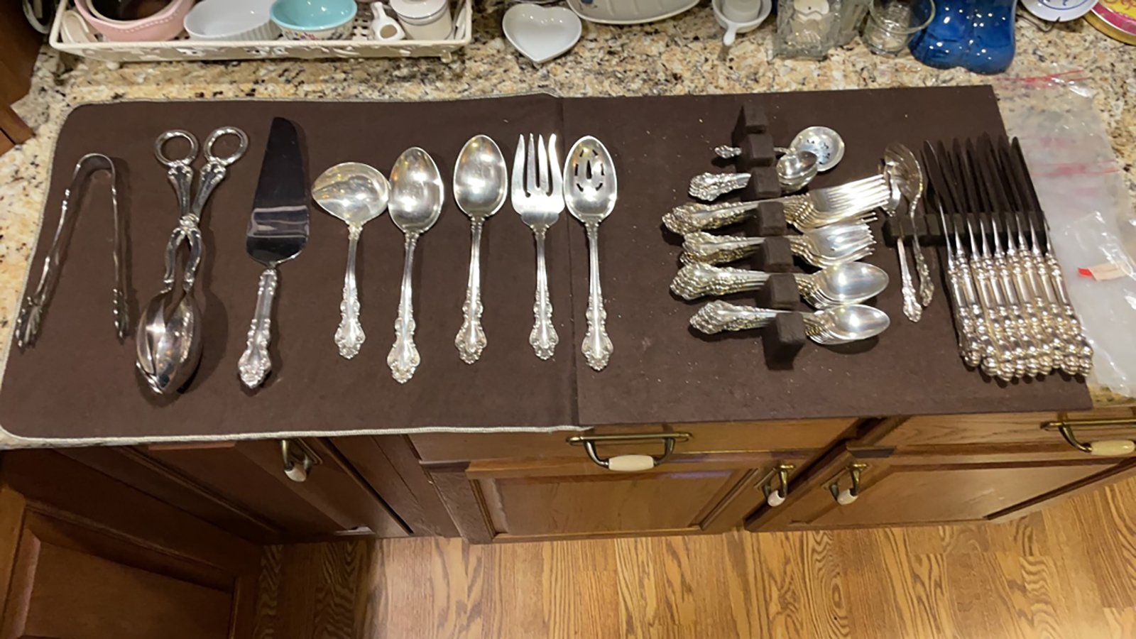 Property photo 207 - TIMED ONLINE ONLY AUCTION - PERSONAL PROPERTY - FORT WAYNE, IN