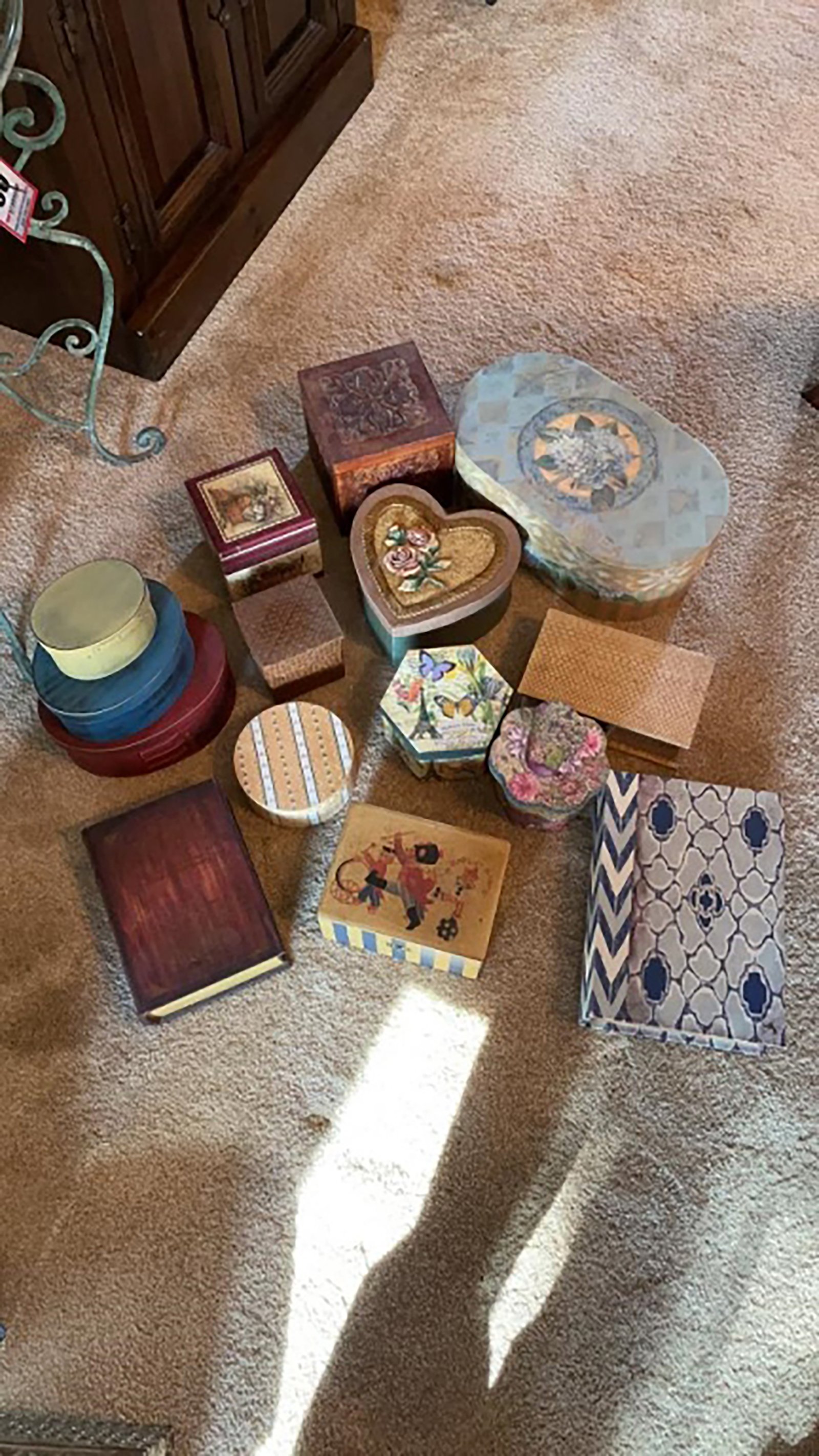 Property photo 232 - TIMED ONLINE ONLY AUCTION - PERSONAL PROPERTY - FORT WAYNE, IN