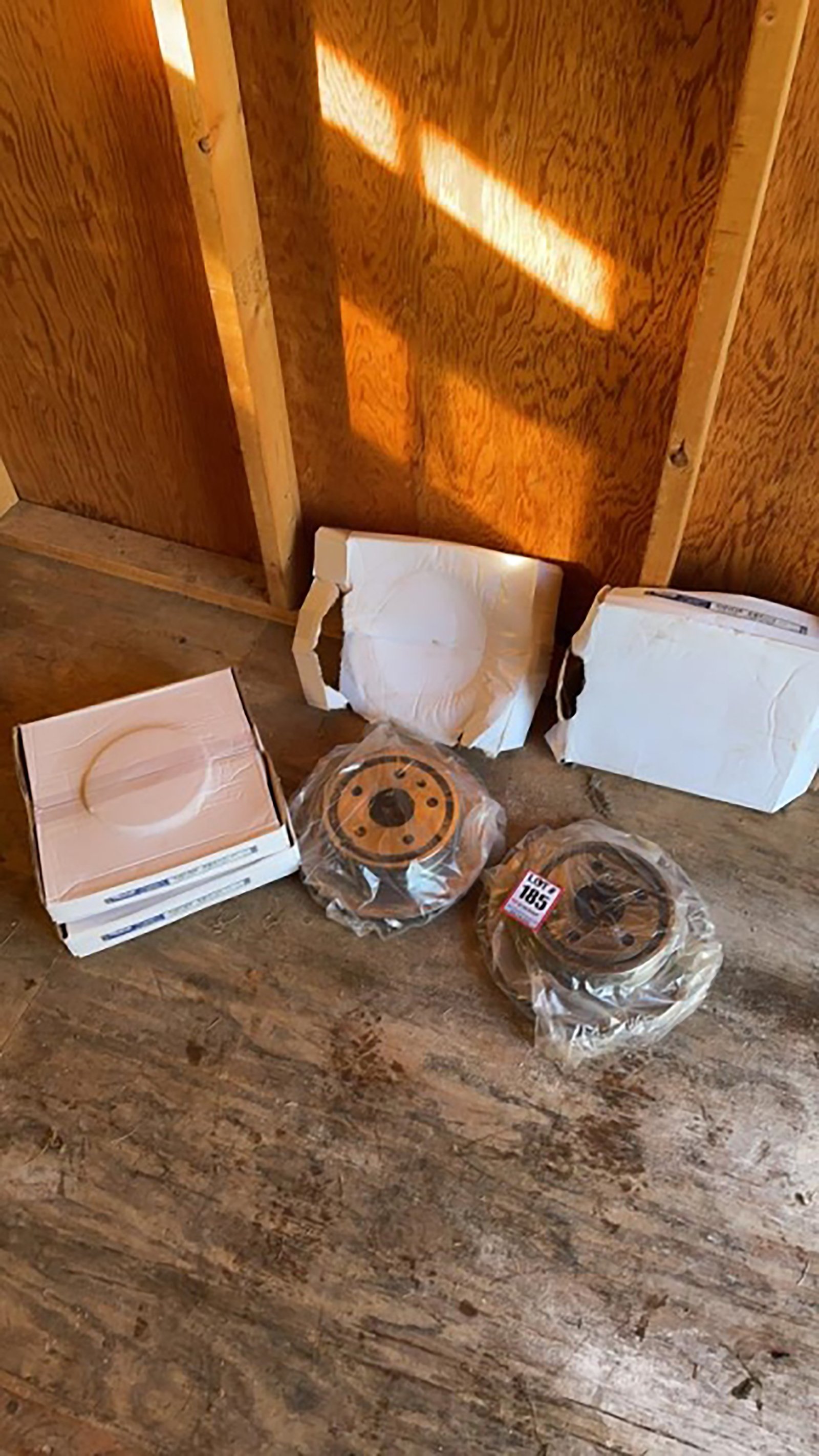 Property photo 37 - TIMED ONLINE ONLY AUCTION - PERSONAL PROPERTY - FORT WAYNE, IN