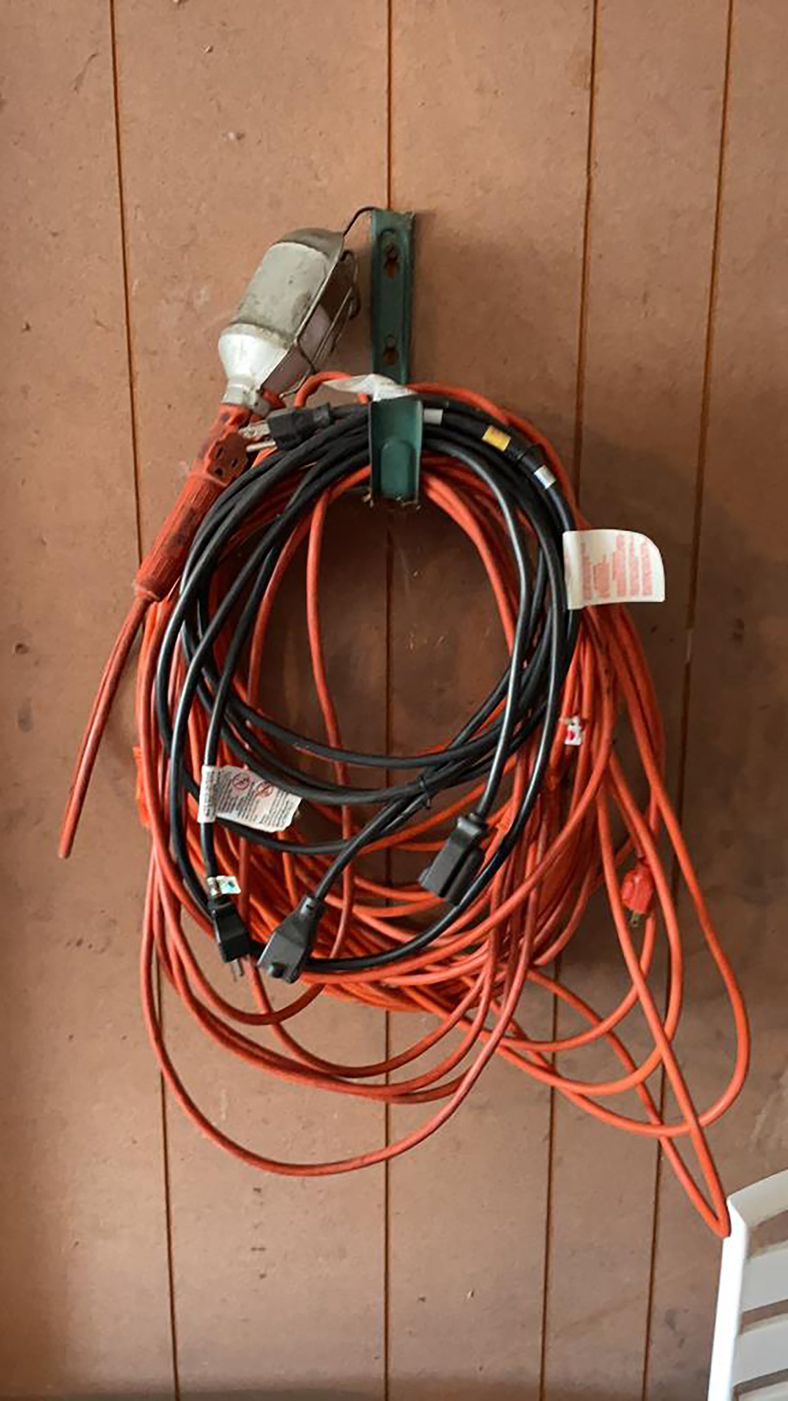Property photo 70 - TIMED ONLINE ONLY AUCTION - PERSONAL PROPERTY - FORT WAYNE, IN
