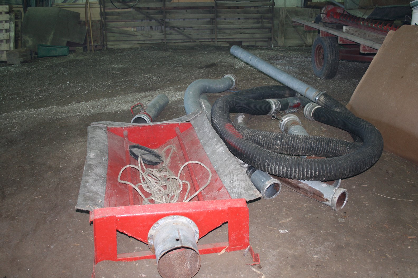 Property photo 35 - FARM EQUIPMENT AUCTION - SWAYZEE, IN