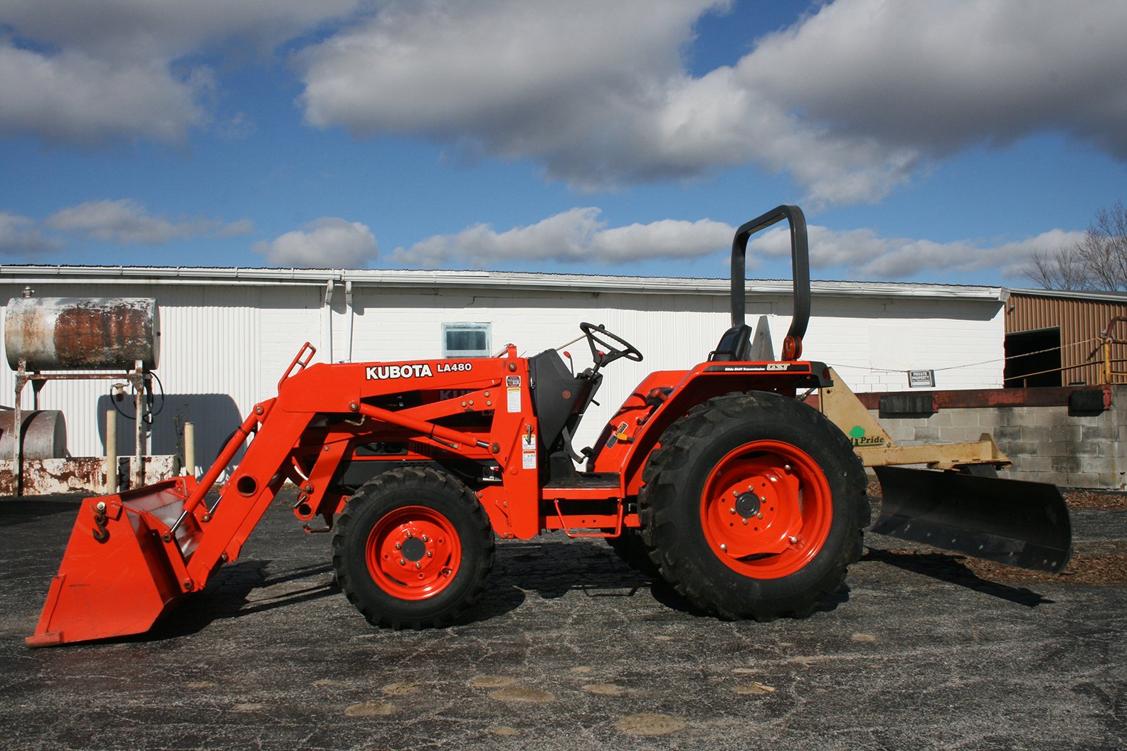 Property photo 7 - FARM EQUIPMENT AUCTION - SWAYZEE, IN