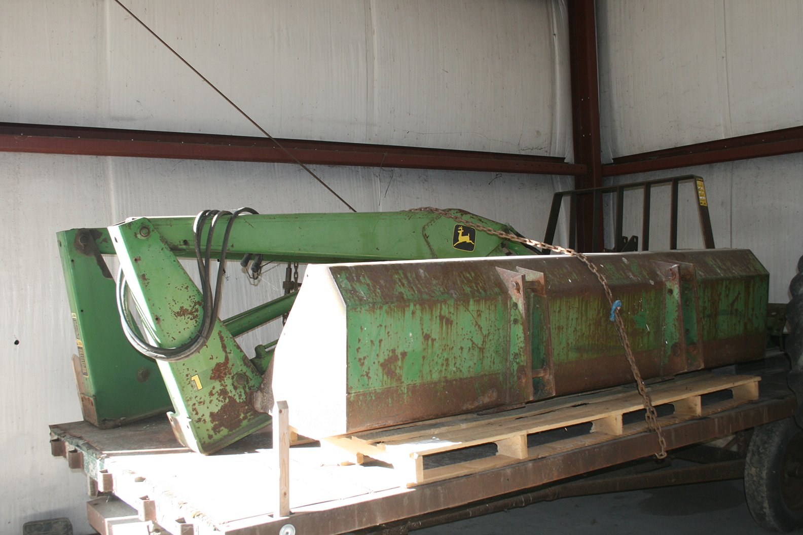 Property photo 38 - FARM EQUIPMENT AUCTION - SWAYZEE, IN