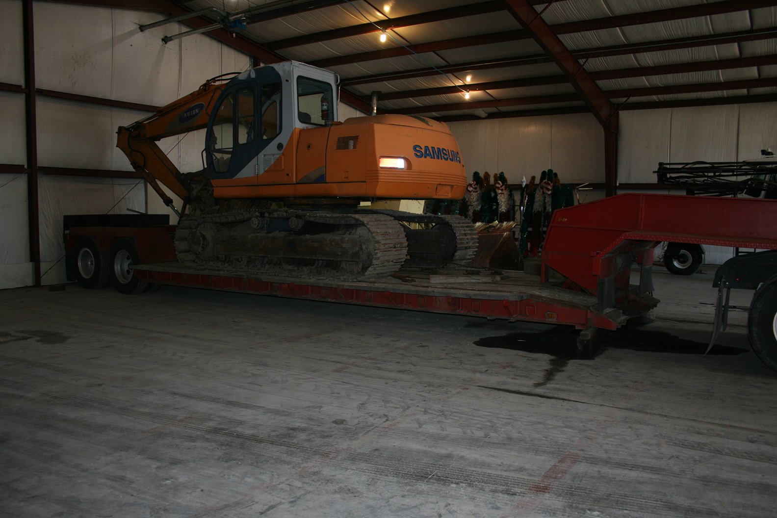 Property photo 72 - FARM EQUIPMENT AUCTION - SWAYZEE, IN