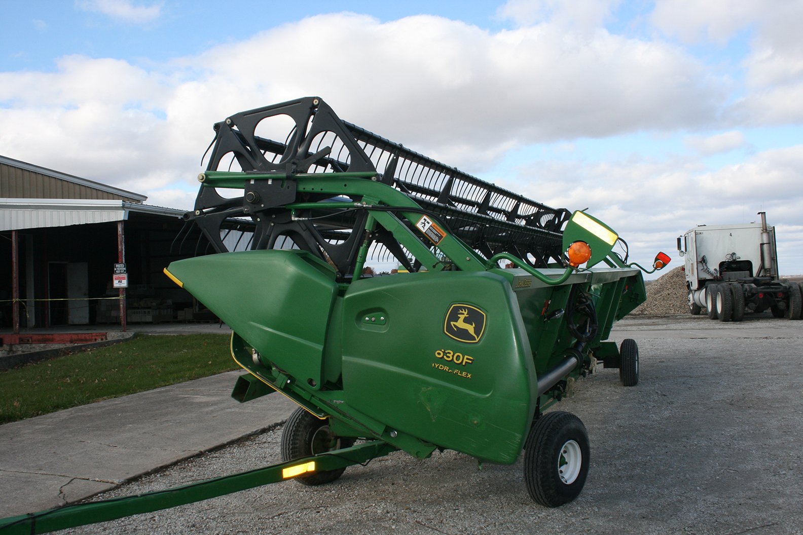 Property photo 46 - FARM EQUIPMENT AUCTION - SWAYZEE, IN