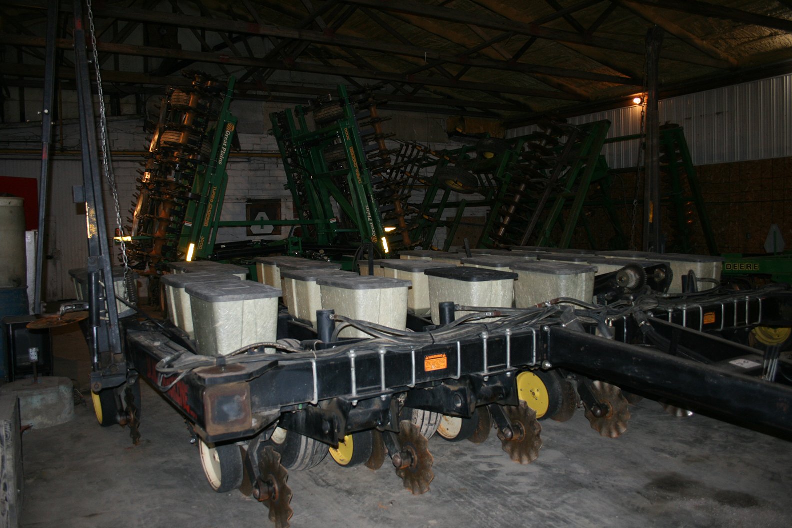 Property photo 12 - FARM EQUIPMENT AUCTION - SWAYZEE, IN