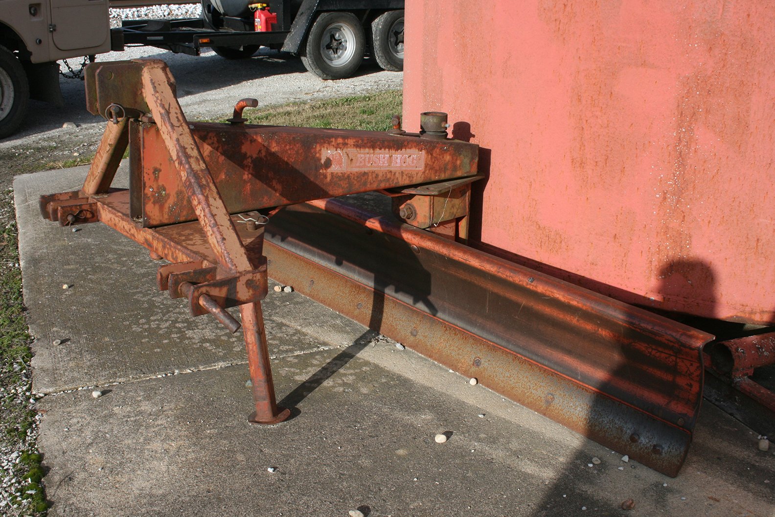 Property photo 29 - FARM EQUIPMENT AUCTION - SWAYZEE, IN