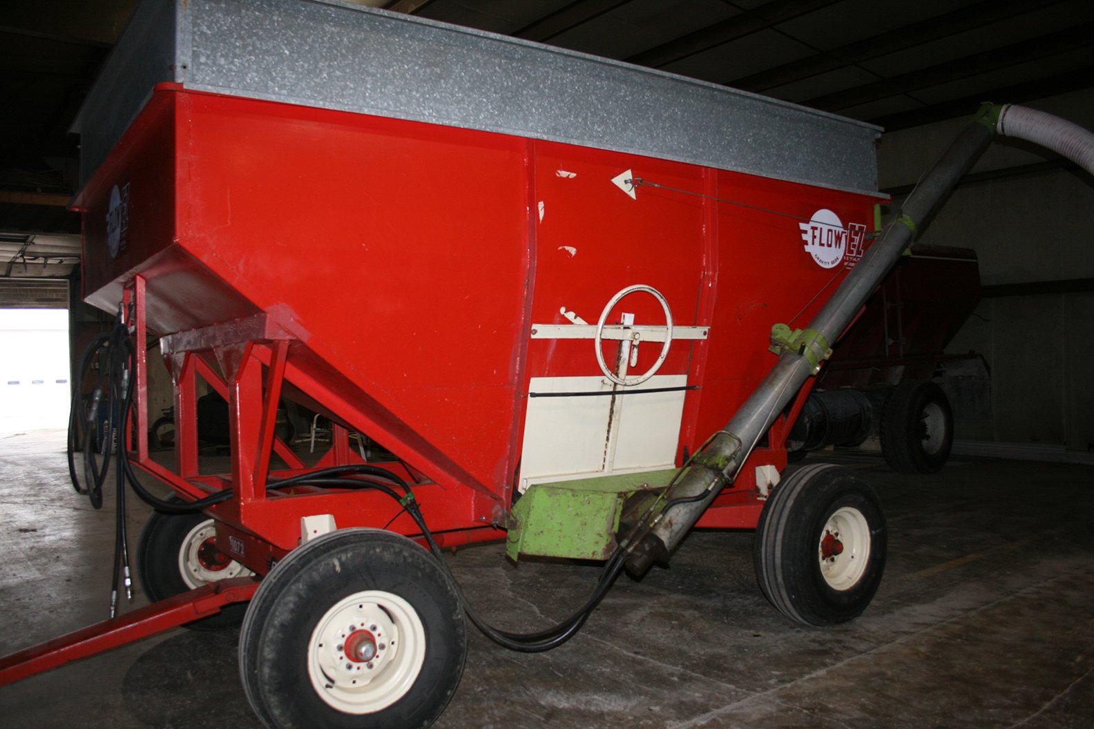 Property photo 30 - FARM EQUIPMENT AUCTION - SWAYZEE, IN