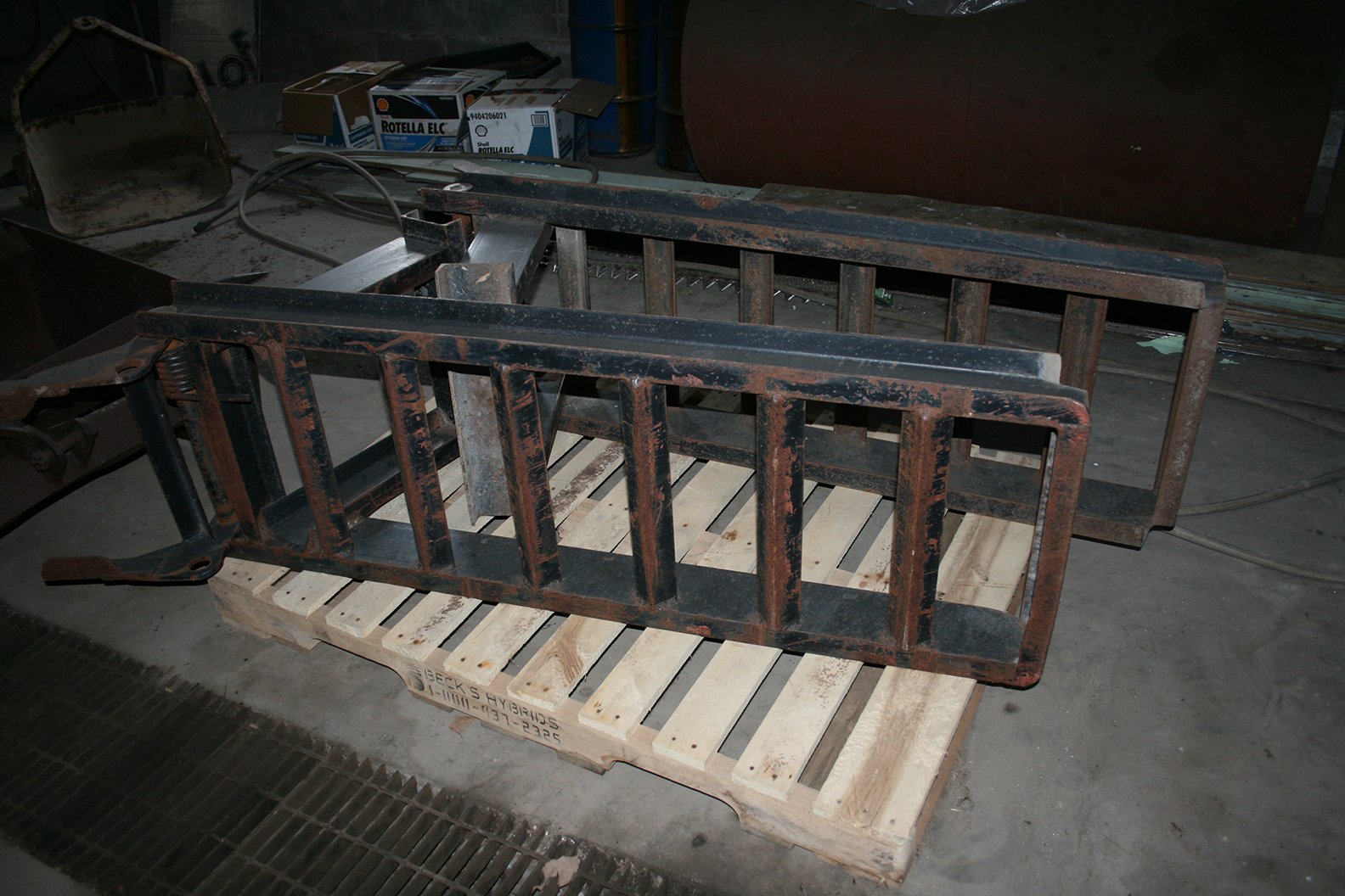 Property photo 91 - FARM EQUIPMENT AUCTION - SWAYZEE, IN