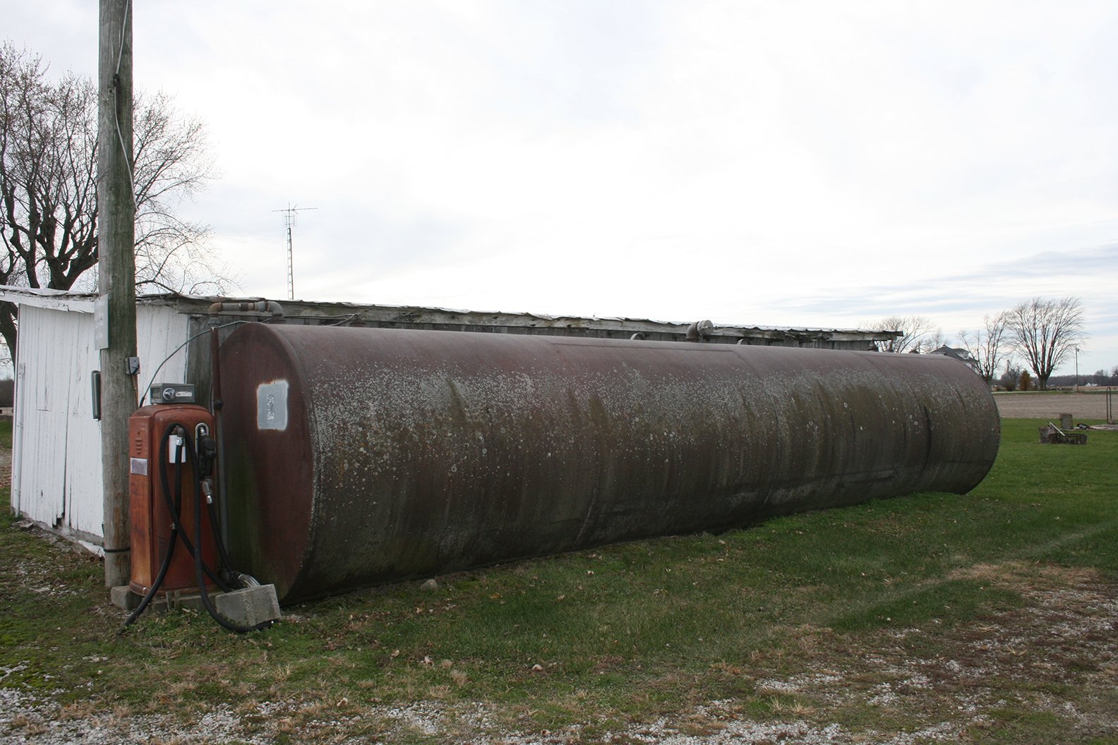Property photo 81 - FARM EQUIPMENT AUCTION - SWAYZEE, IN