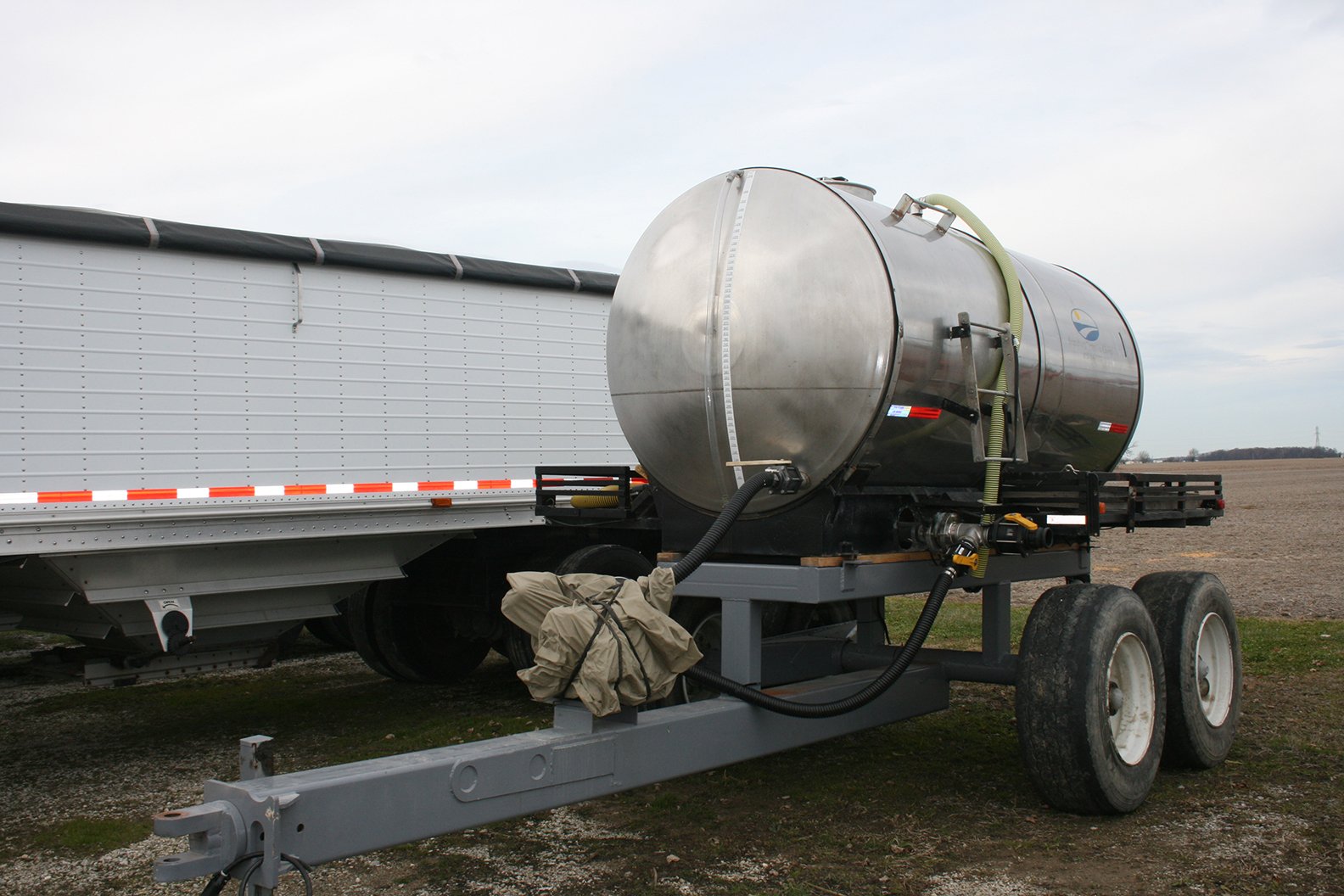 Property photo 58 - FARM EQUIPMENT AUCTION - SWAYZEE, IN