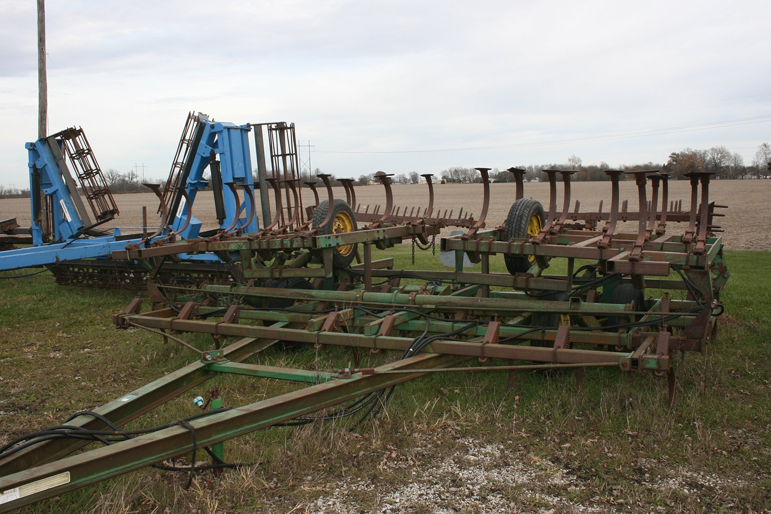 Property photo 19 - FARM EQUIPMENT AUCTION - SWAYZEE, IN