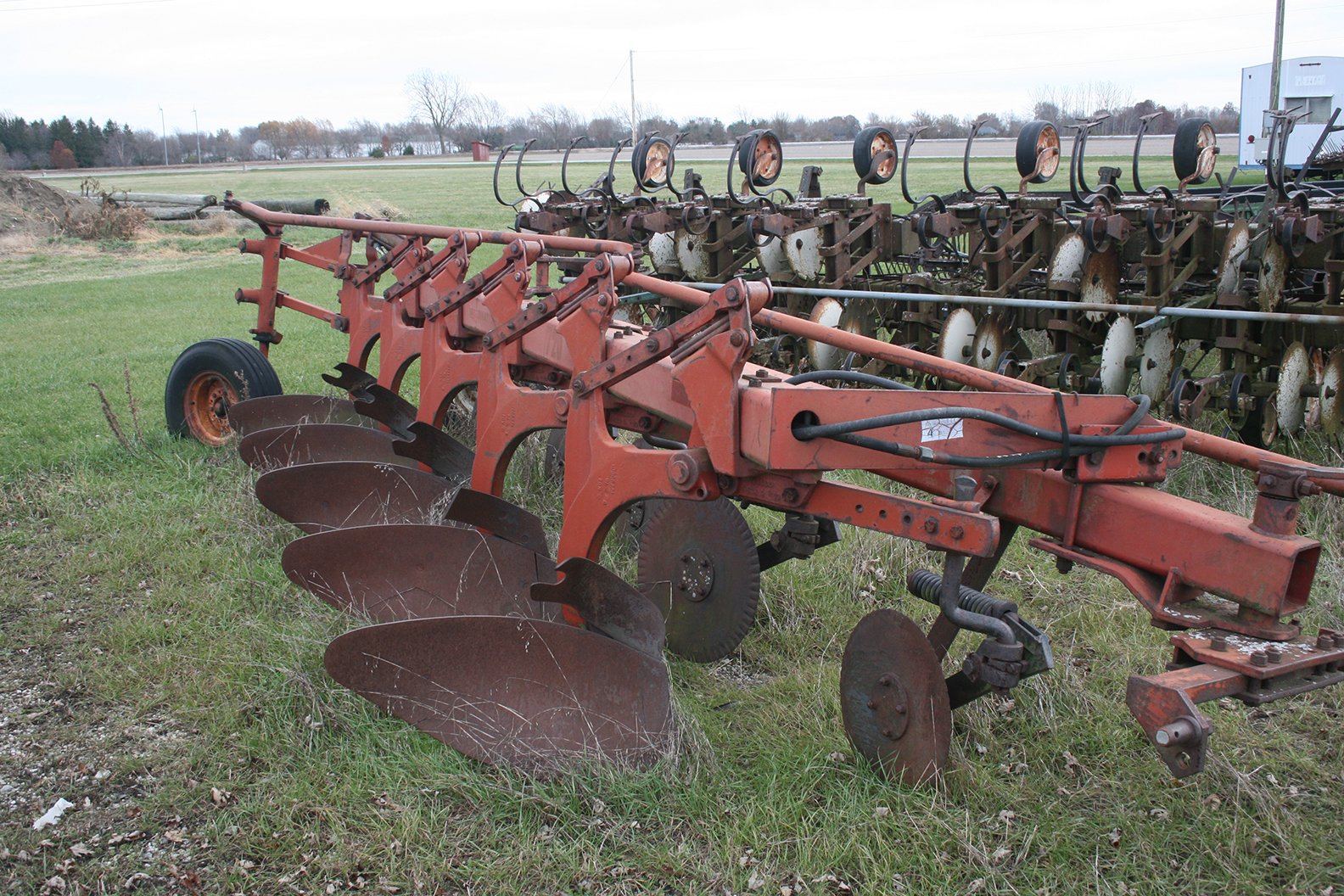 Property photo 24 - FARM EQUIPMENT AUCTION - SWAYZEE, IN