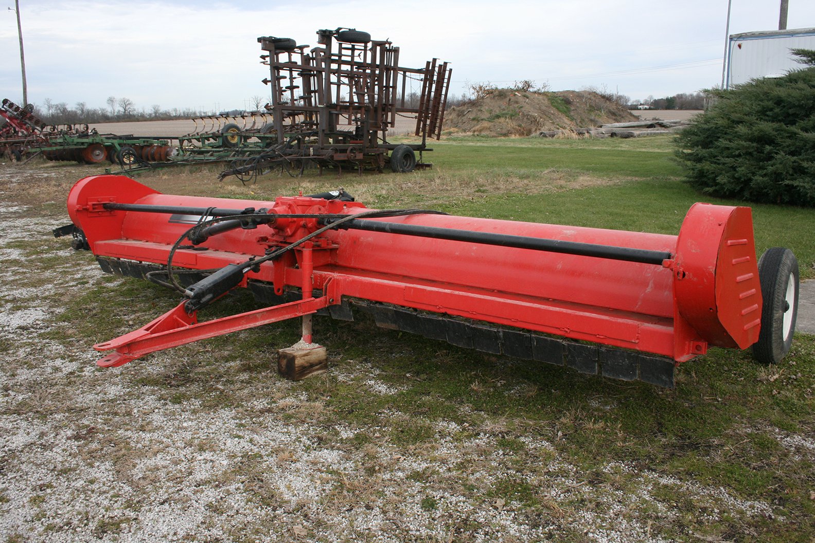 Property photo 37 - FARM EQUIPMENT AUCTION - SWAYZEE, IN