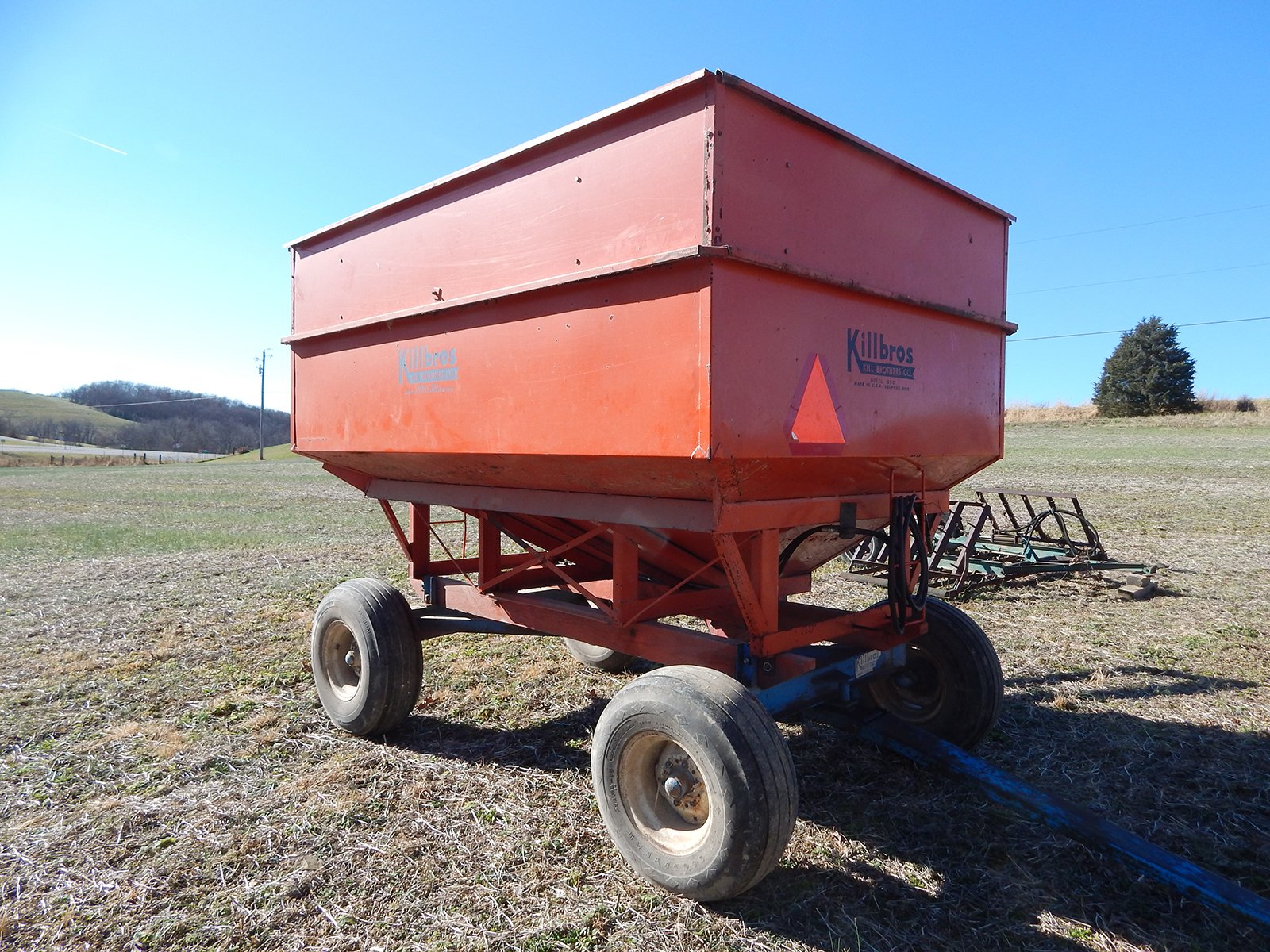 Property photo 16 - FARM EQUIPMENT AUCTION - JACKSON, OH