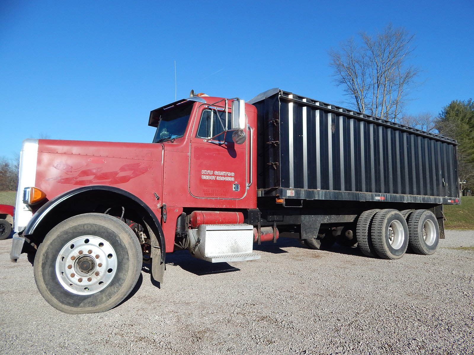 Property photo 4 - FARM EQUIPMENT AUCTION - JACKSON, OH