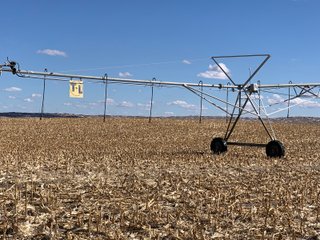 <li>766+/- Highly Productive Tillable Farmland
<li>735+/- Irrigated Acres
<li>Unlimited Water
<li>Irrigation Equipment:
<li>2018 T/L hydraulic center pivot (Pivot #2 SE Circle)
<li>2016 T/L hydraulic center pivot (Pivot #3 SW Circle)
<li>2015 T/L hydraulic center pivot (Pivot #1 NE Circle)
<li>2013 T/L hydraulic wiper pivot (110 ac. NW corner)
<li>2008 T/L hydraulic wiper pivot (75 ac. NE corner) - FARMLAND - 766+/- ACRES