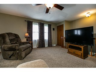 Property photo 23 - REAL ESTATE FOR SALE - BEAUTIFUL COUNTRY HOME - 2.75+/- ACRES