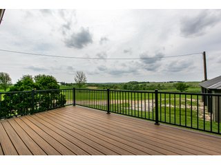 Property photo 37 - REAL ESTATE FOR SALE - BEAUTIFUL COUNTRY HOME - 2.75+/- ACRES