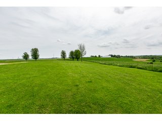 Property photo 10 - REAL ESTATE FOR SALE - BEAUTIFUL COUNTRY HOME - 2.75+/- ACRES