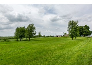 Property photo 9 - REAL ESTATE FOR SALE - BEAUTIFUL COUNTRY HOME - 2.75+/- ACRES