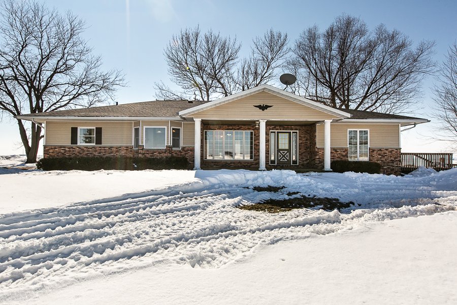 For sale: REAL ESTATE FOR SALE - 10.83+/- ACRES WITH FAMILY RANCH STYLE HOME AND MANY OUTBUILDINGS - 5.2 Miles from Lancaster - 19 Miles from Dubuque, Iowa