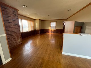 Property photo 17 - REAL ESTATE FOR SALE - BEAUTIFUL RURAL HOME WITH OUTBUILDINGS - 2 TOTAL ACRES - BENTON COUNTY, IN