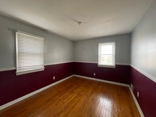 Property photo 15 - REAL ESTATE FOR SALE - BEAUTIFUL RURAL HOME WITH OUTBUILDINGS - 2 TOTAL ACRES - BENTON COUNTY, IN