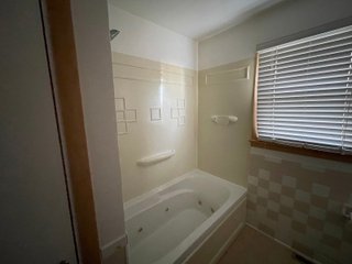 Property photo 23 - REAL ESTATE FOR SALE - BEAUTIFUL RURAL HOME WITH OUTBUILDINGS - 2 TOTAL ACRES - BENTON COUNTY, IN