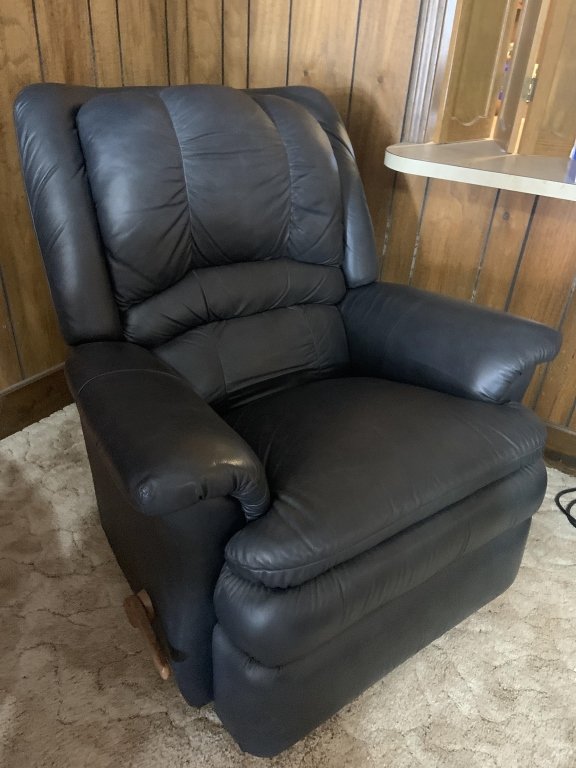 Property photo 9 - TIMED ONLINE PERSONAL PROPERTY AUCTION IN ALLEN COUNTY, IN