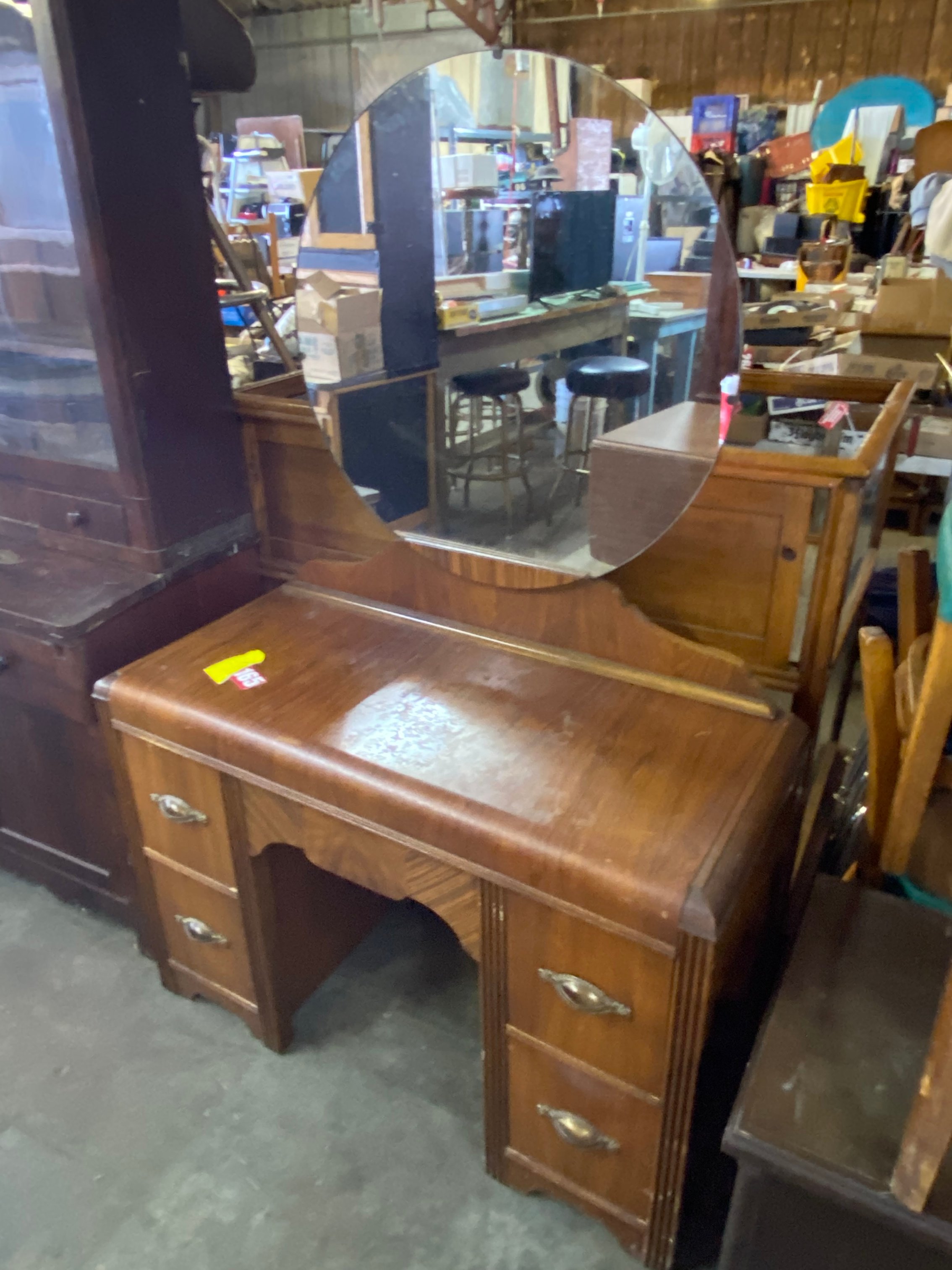 Property photo 10 - TIMED ONLINE ONLY ANTIQUE AND COLLECTIBLE AUCTION - MARSHALL COUNTY, INDIANA