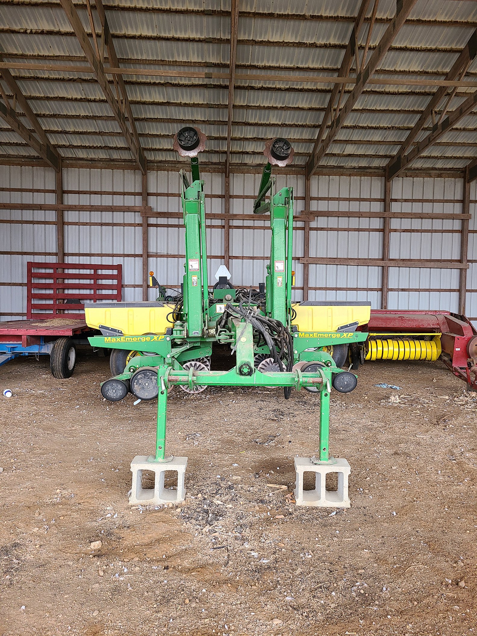 Property photo 22 - FARM EQUIPMENT AUCTION - BRANCH COUNTY, BRONSON, MI