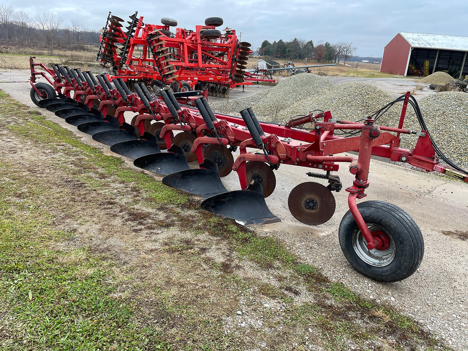 Property photo 11 - FARM EQUIPMENT AUCTION - BRANCH COUNTY, BRONSON, MI