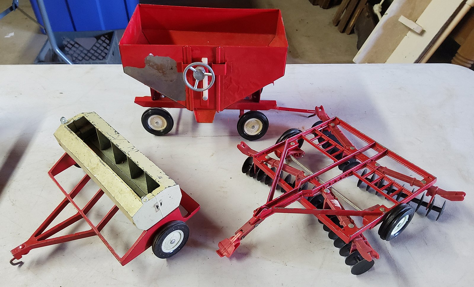 Property photo 1 - TIMED ONLINE ONLY AUCTION - PERSONAL PROPERTY - COLUMBIA CITY, IN