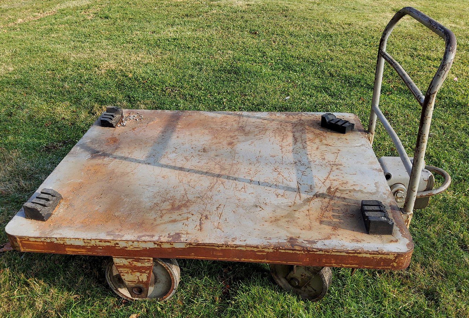 Property photo 4 - TIMED ONLINE ONLY AUCTION - PERSONAL PROPERTY - COLUMBIA CITY, IN
