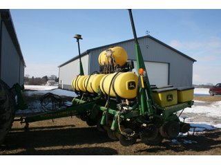 Property photo 134 - FARM EQUIPMENT AUCTION - WHITLEY COUNTY, INDIANA