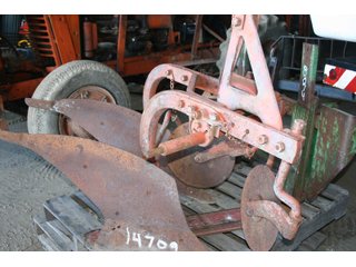 Property photo 136 - FARM EQUIPMENT AUCTION - WHITLEY COUNTY, INDIANA
