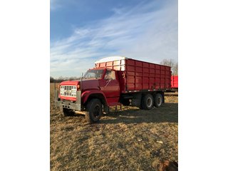 Property photo 157 - FARM EQUIPMENT AUCTION - WHITLEY COUNTY, INDIANA