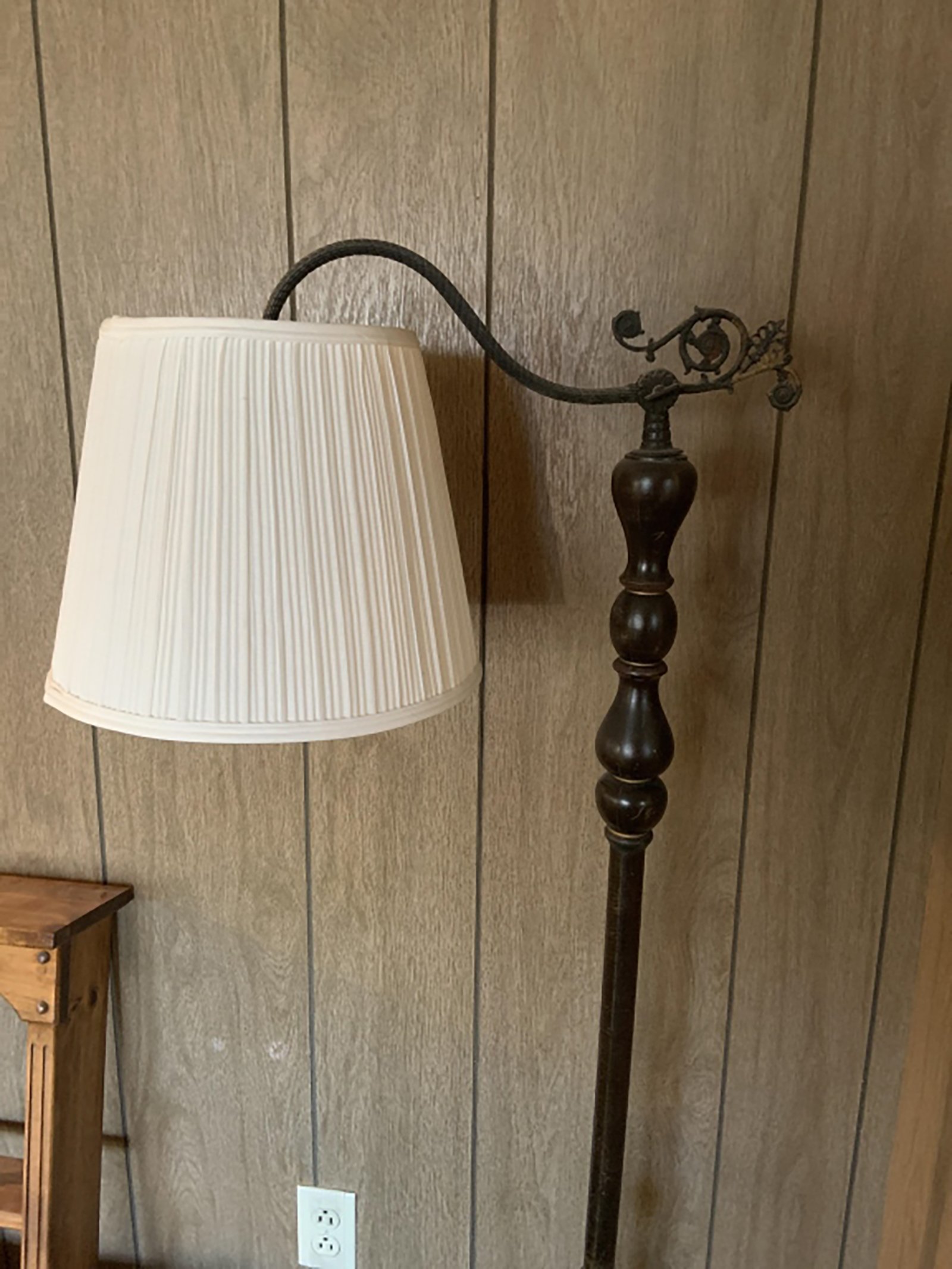 Property photo 99 - TIMED ONLINE ONLY - PERSONAL PROPERTY AUCTION - HOAGLAND, IN