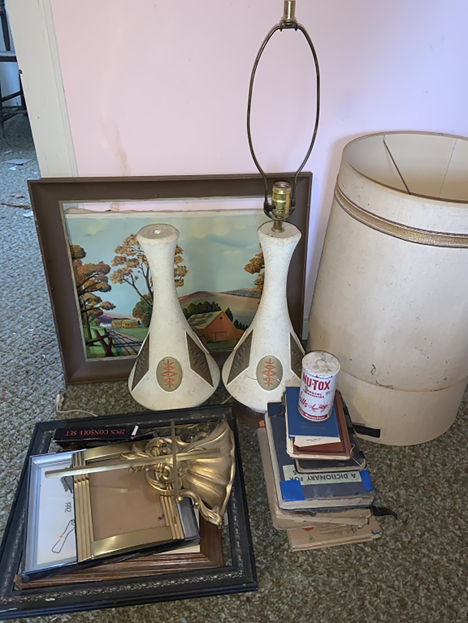 Property photo 208 - TIMED ONLINE ONLY - PERSONAL PROPERTY AUCTION - HOAGLAND, IN