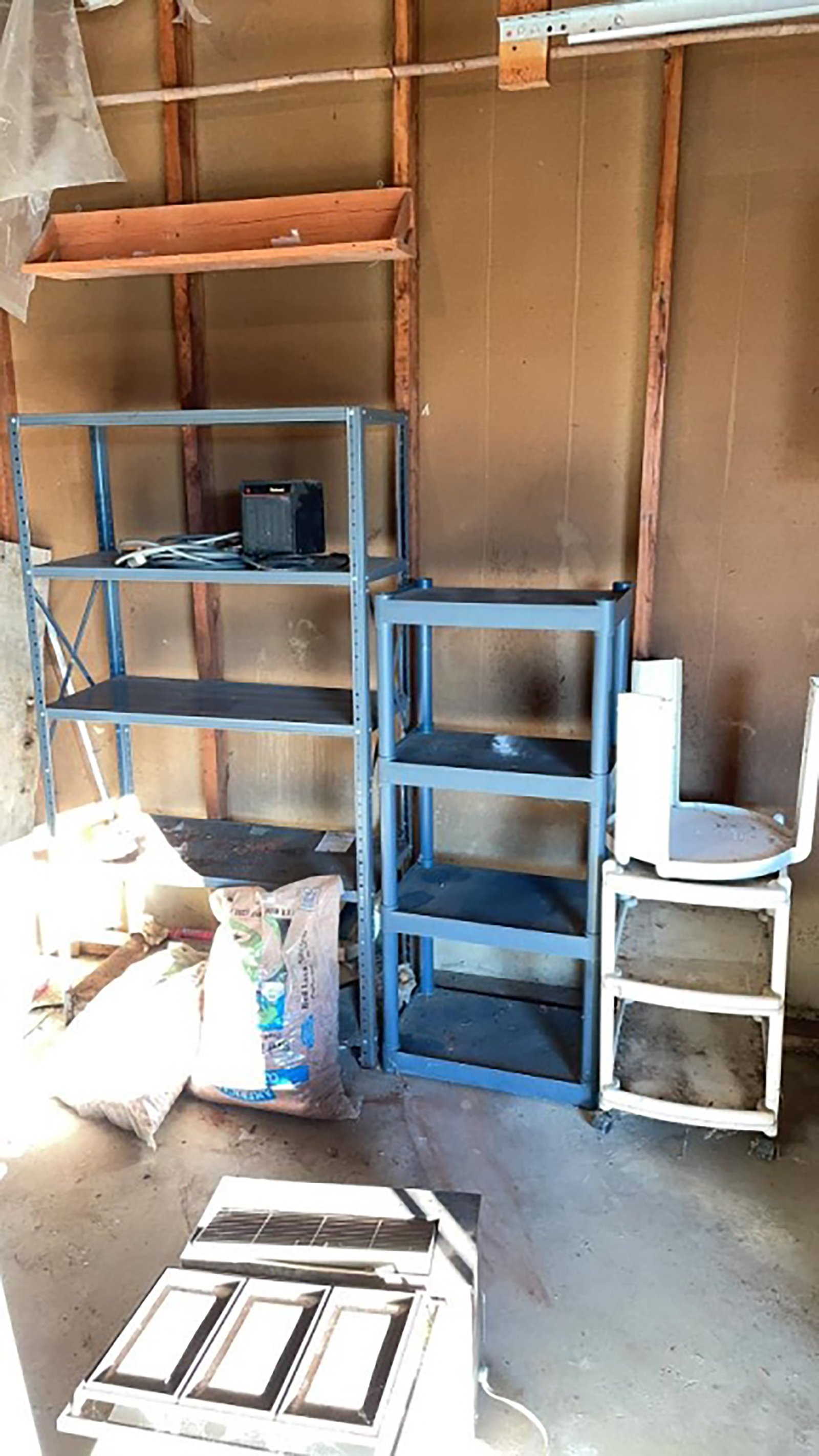 Property photo 298 - TIMED ONLINE ONLY - PERSONAL PROPERTY AUCTION - HOAGLAND, IN