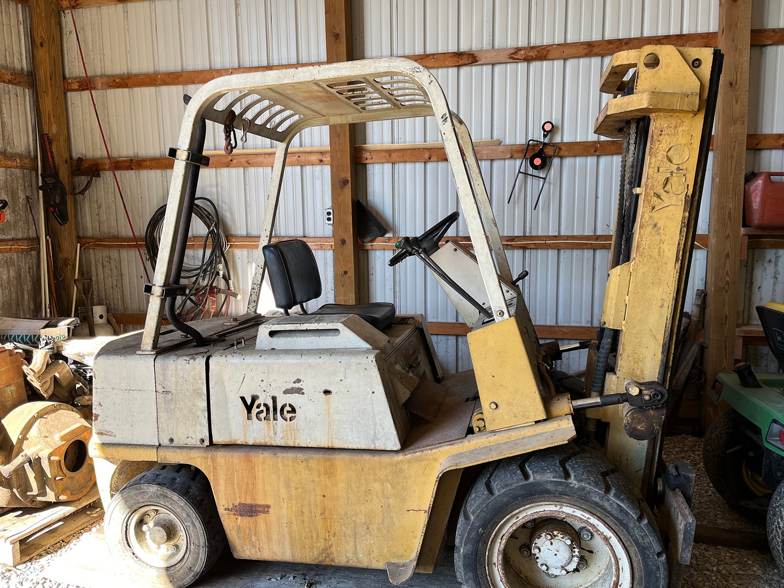 Property photo 39 - FARM EQUIPMENT AUCTION - STRAUGHN, INDIANA