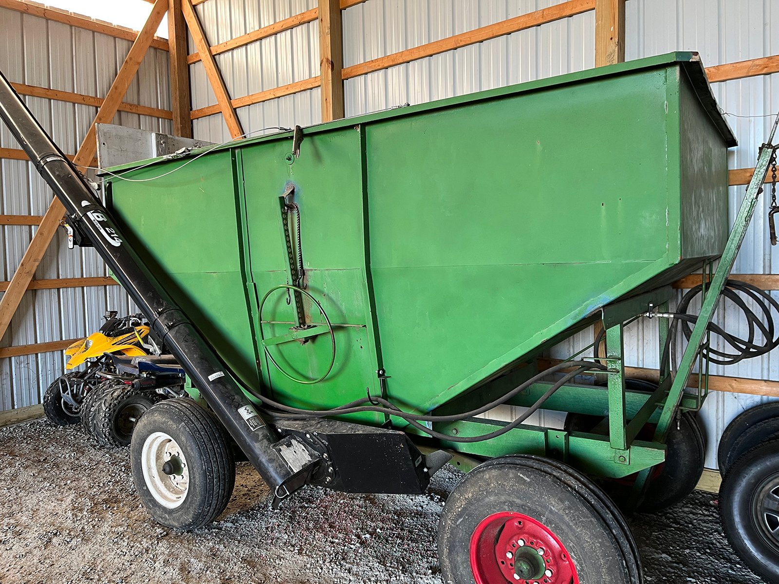 Property photo 76 - FARM EQUIPMENT AUCTION - STRAUGHN, INDIANA