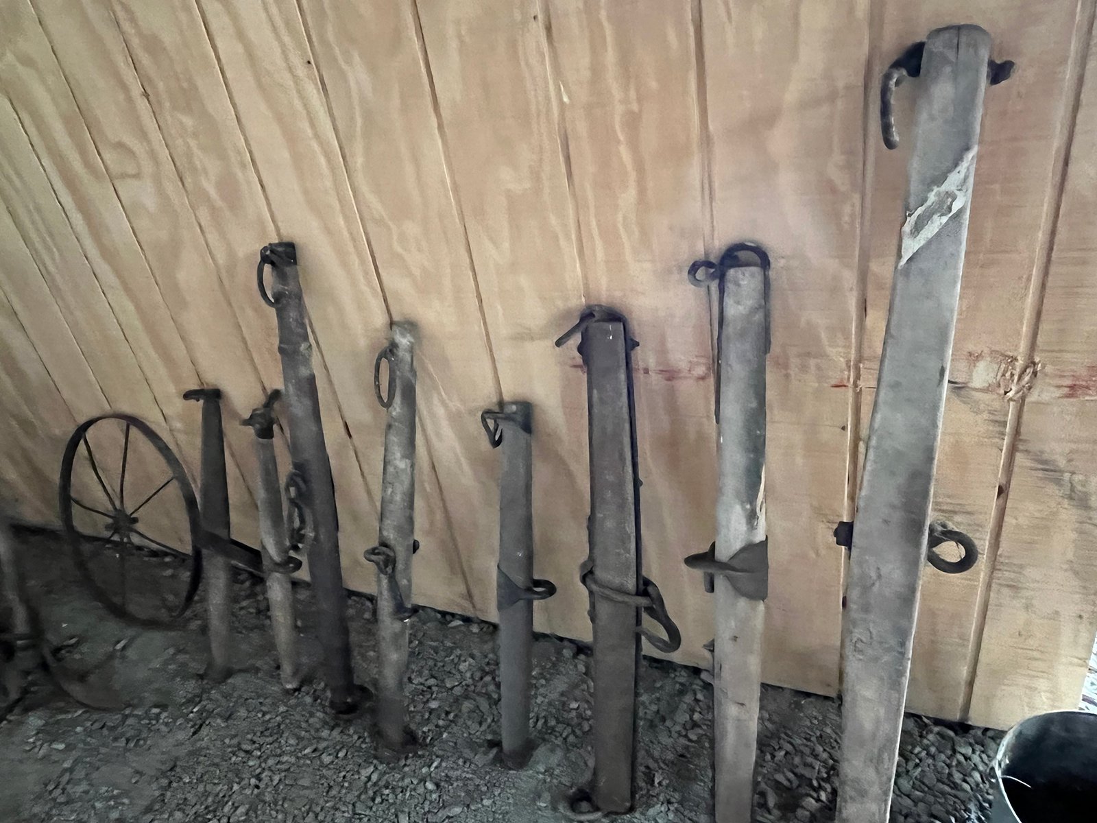 Property photo 21 - FARM EQUIPMENT AUCTION - STRAUGHN, INDIANA